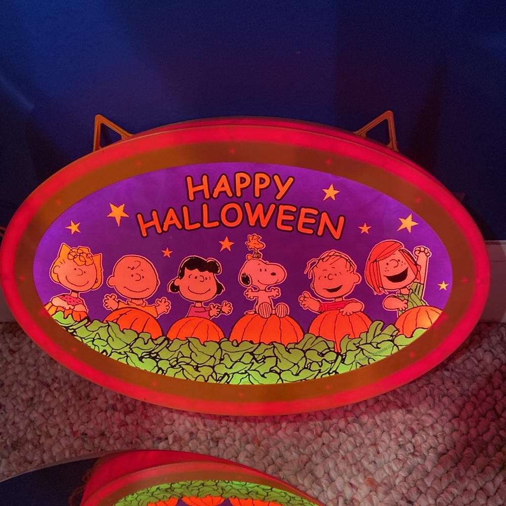 Snoopy The Great Pumpkin Light Accent - Picture 11 of 12